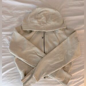 Lululemon cropped scuba zip up hoodie size 6 color bone